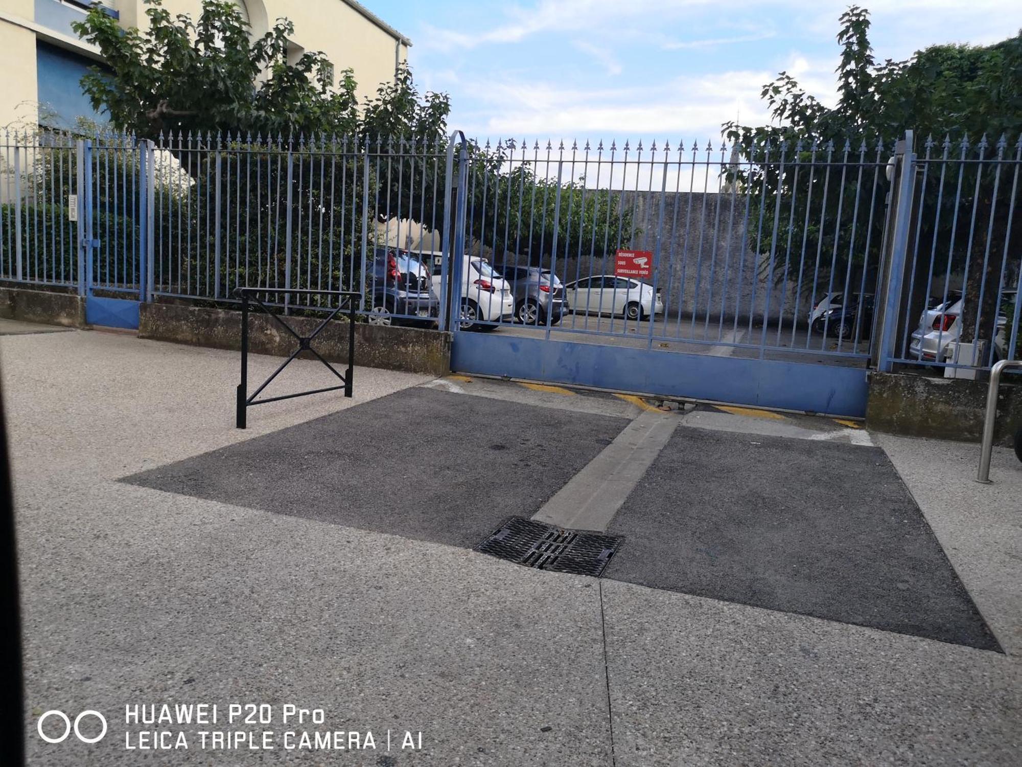 Le Pandora, Proche Tour Magne, Parking Et Terrasse Leilighet Nîmes Eksteriør bilde